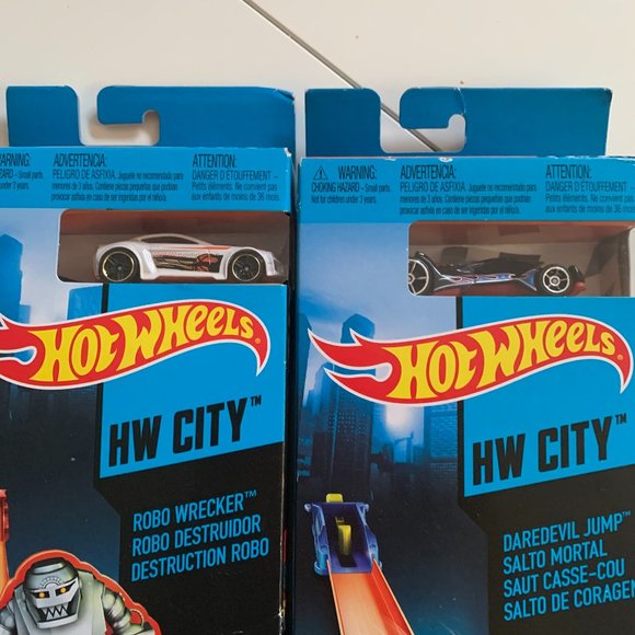 BRAND NEW Hot Wheels HW City Set - Picture 1 of 3